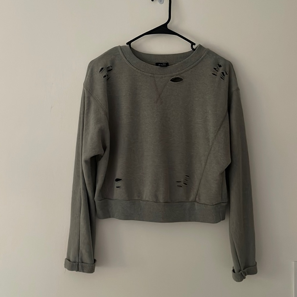 rue21 Cropped Crewneck